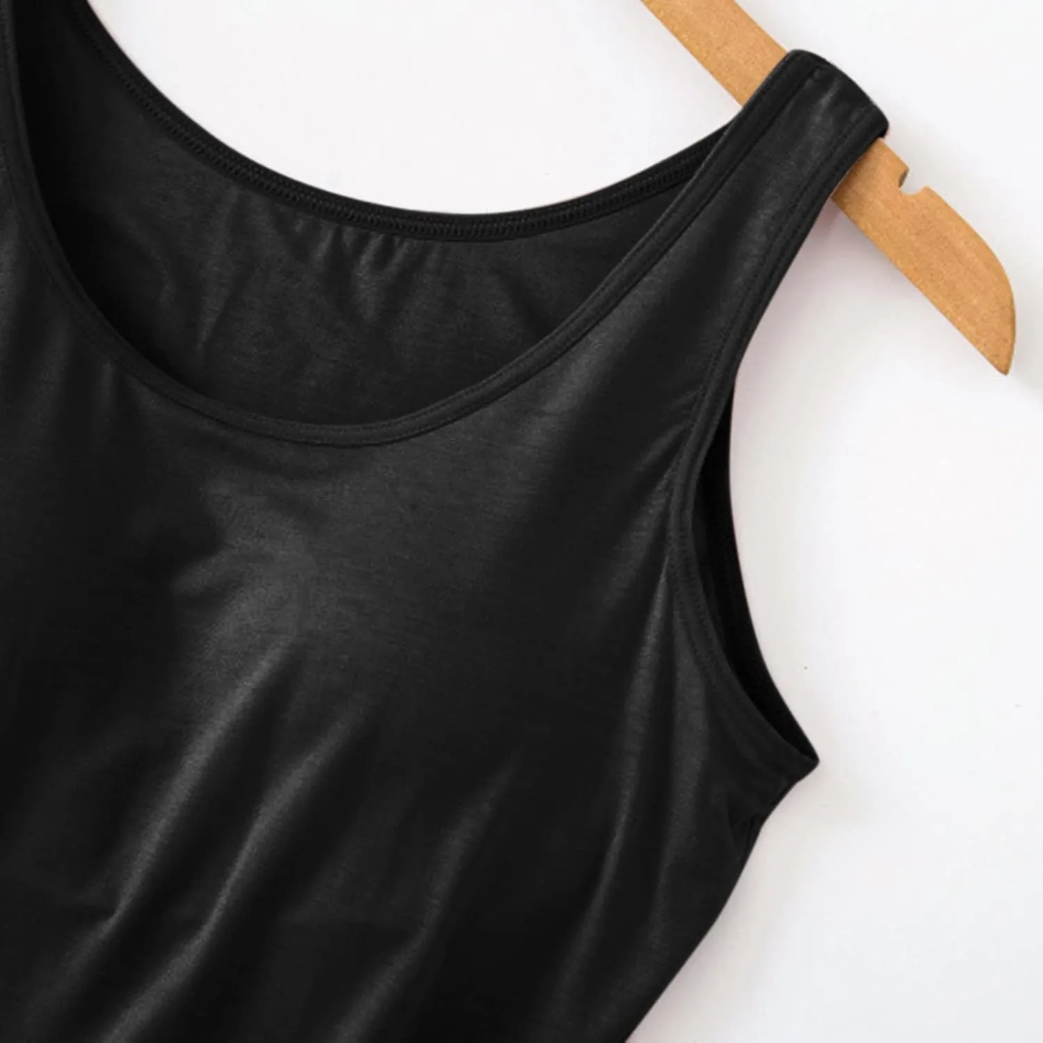 Tank Tops for Women Built in Bra Cotton Shelf Bra Summer Fitted Tanks Layering Sports Workout Camisole Undershirts
