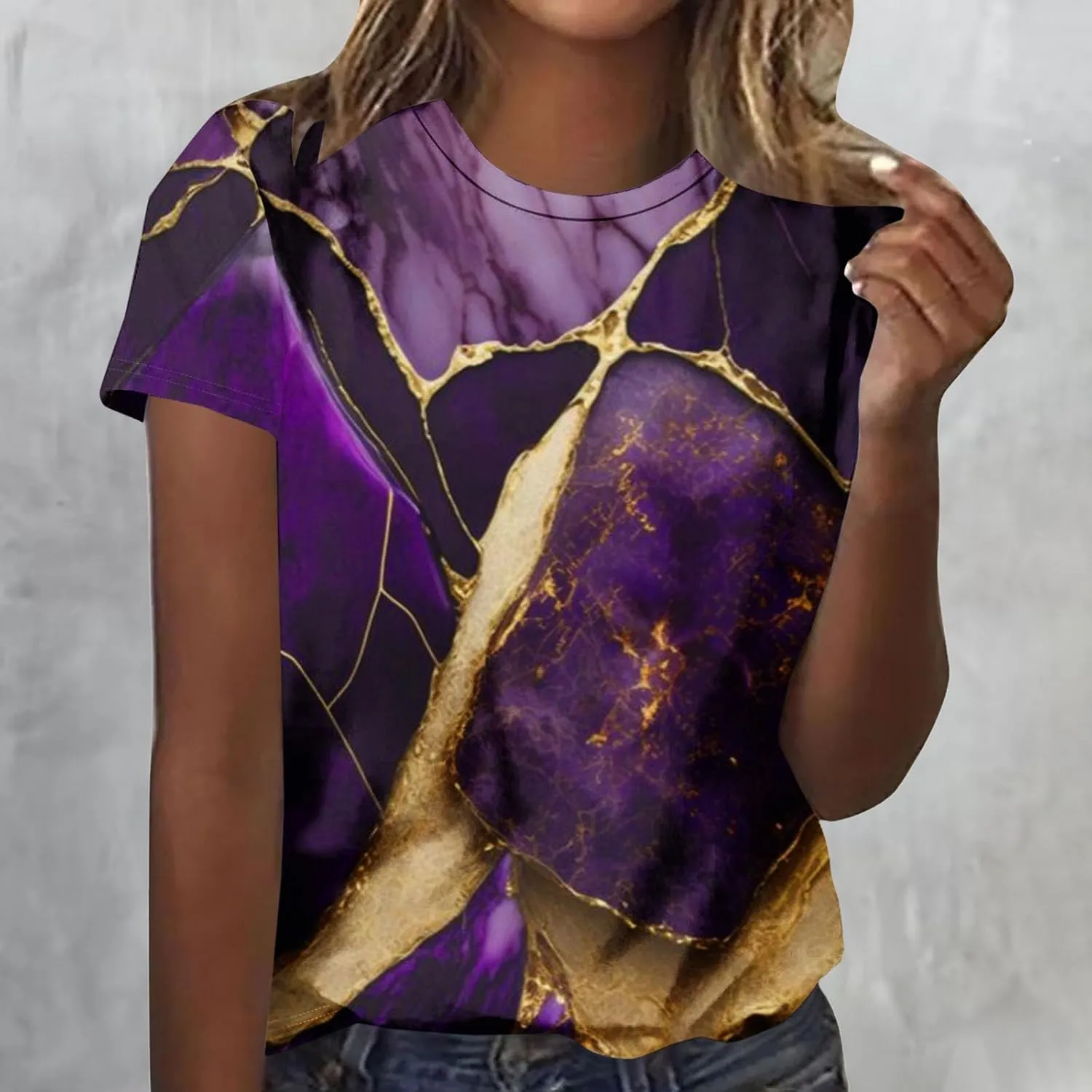 Womens Shirts Trendy Short Sleeve Crewneck Blouse Pullover Casual Loose Marble Print Graphic Tee Shirt Summer Fashion