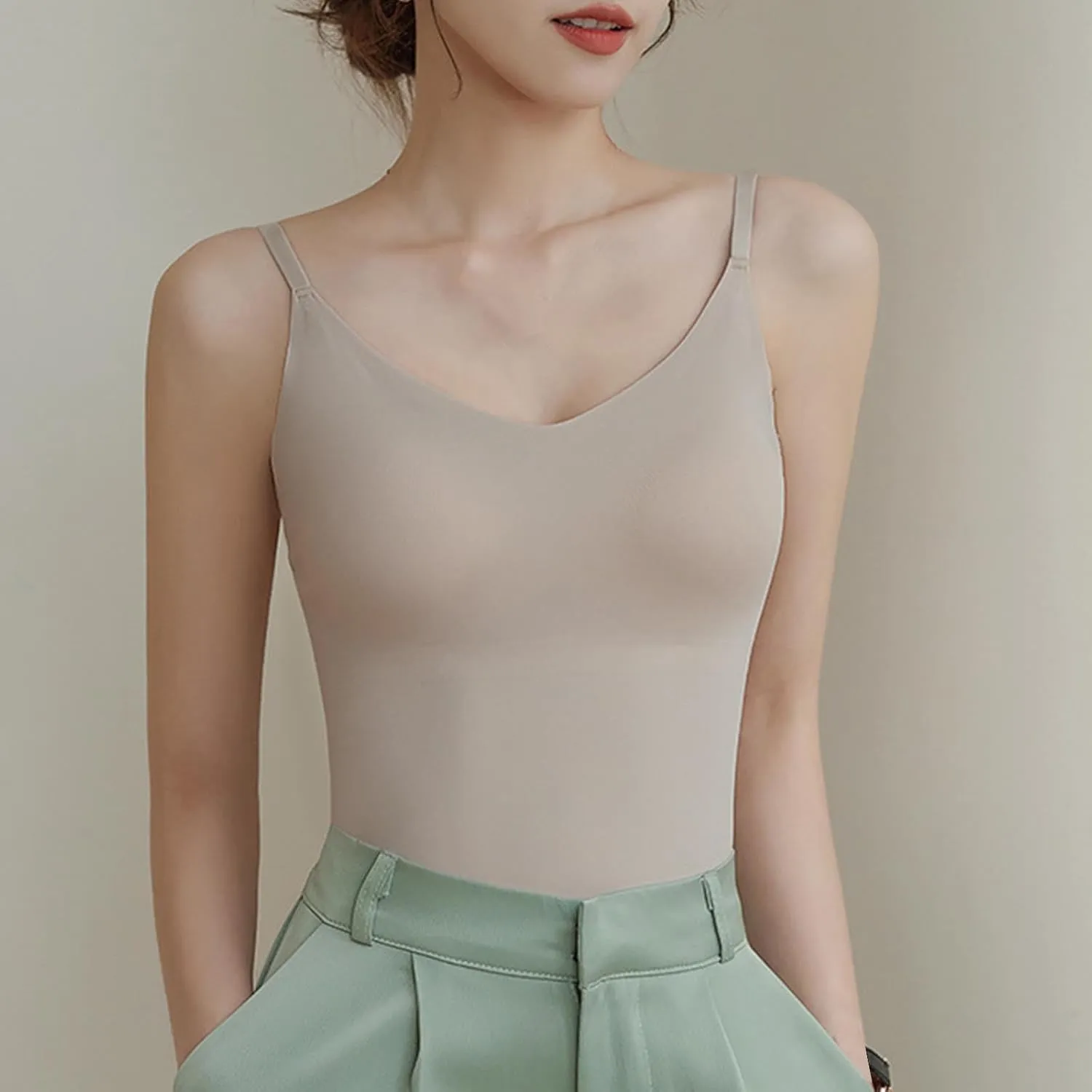 Womens Shirts with Padded V Neck Soft Silk Smooth Tank Tops Going Out Basic Tanks Push Up Trendy Regular Shirt