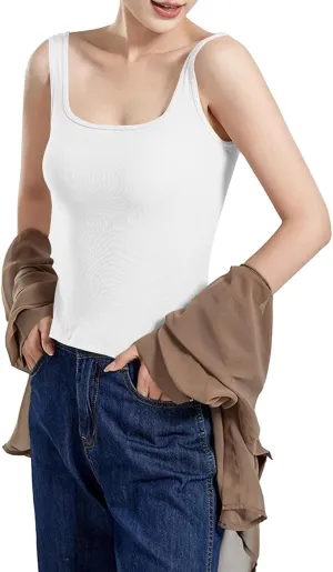 Womens Tops Tank Top with Built in Bra 2025 Summer Spaghetti Strap Sports Camisoles Layering Undershirts Cami Tops