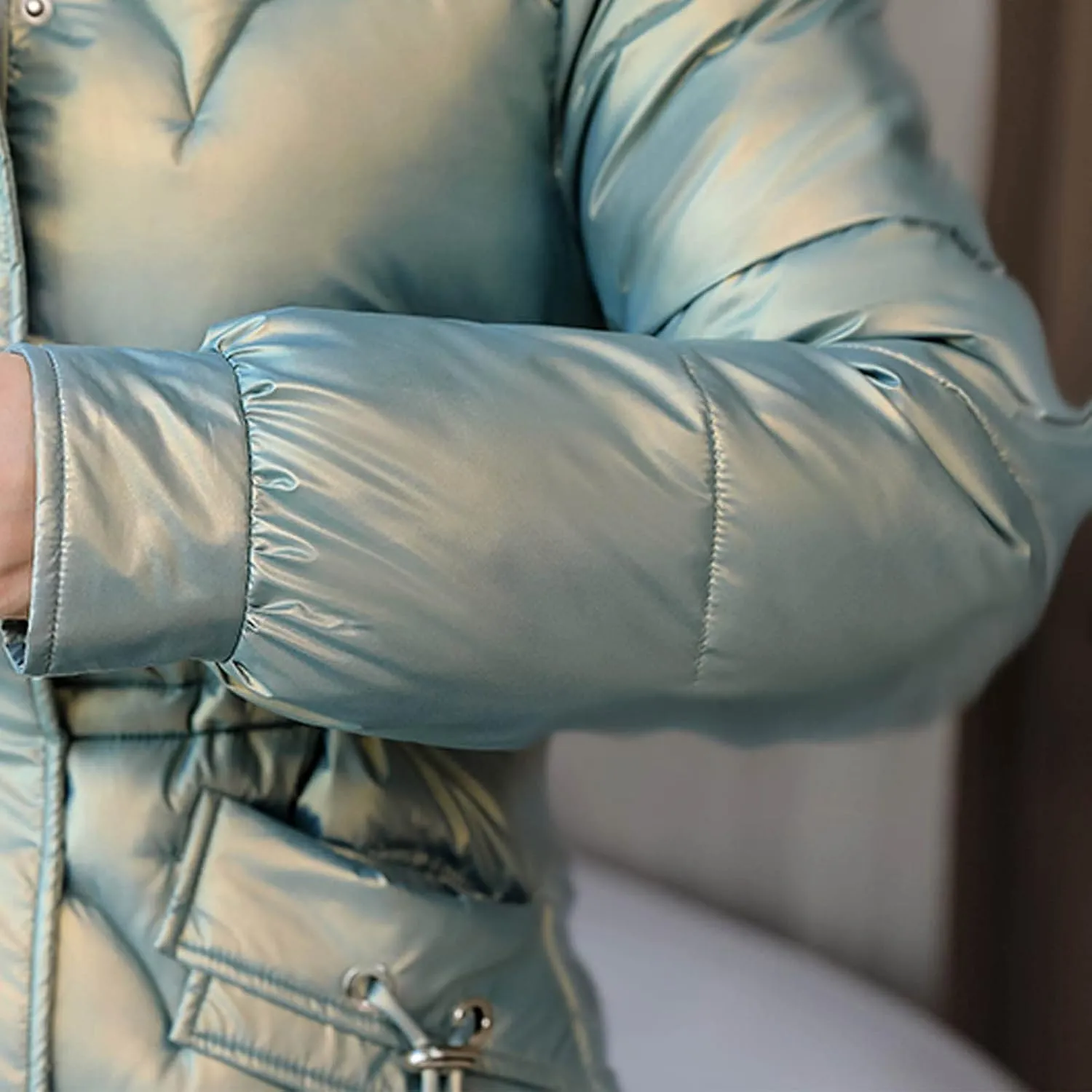 XUNRYAN Womens Shiny Winter Warm Down Coat Long Puffer Jackets Quilted Lightweight Outdoor Faux-Fur Anoraks Parka Outerwear